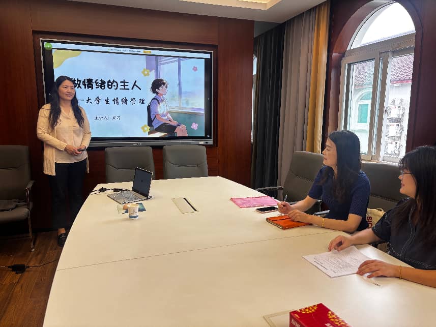 严把入口强师资 夯实教学主阵地